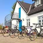 Myrehoj B&B 3*