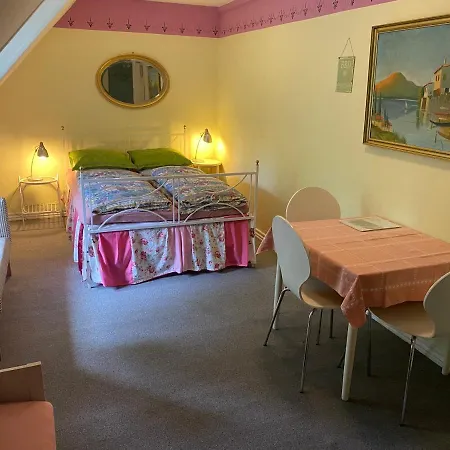 Myrehoj Bed & Breakfast 3*