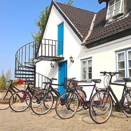 Myrehoj Bed & Breakfast 3*